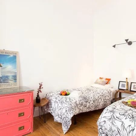 Secret & Charming Baixa 4 Bedroom * Lisbon