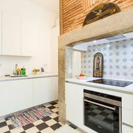 Secret & Charming Baixa 4 Bedroom * Lissabon