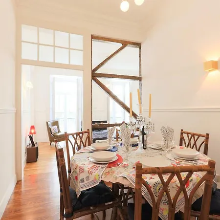 Secret & Charming Baixa 4 Bedroom ליסבון
